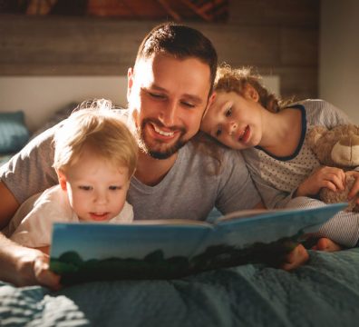 Dad reading to kids before bed Mar2020 | Trio Kids | May, 2024