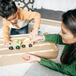 Guide 101: Toys for Toddlers to Develop Fine Motor Skills!