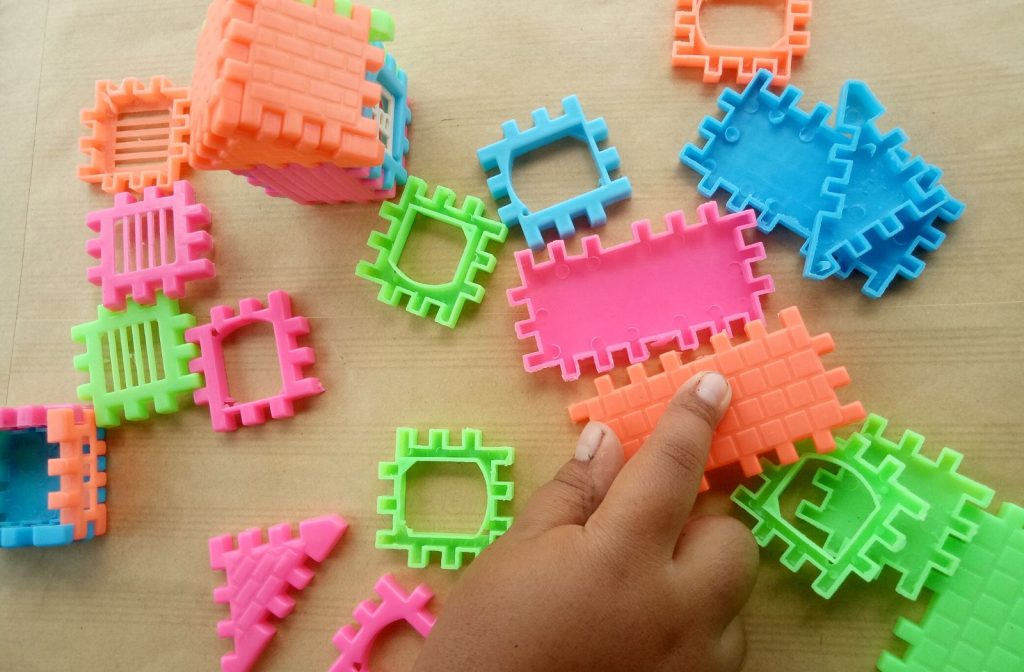 <strong></noscript>How Puzzles Can Help Grow Your Child’s Brain?</strong>